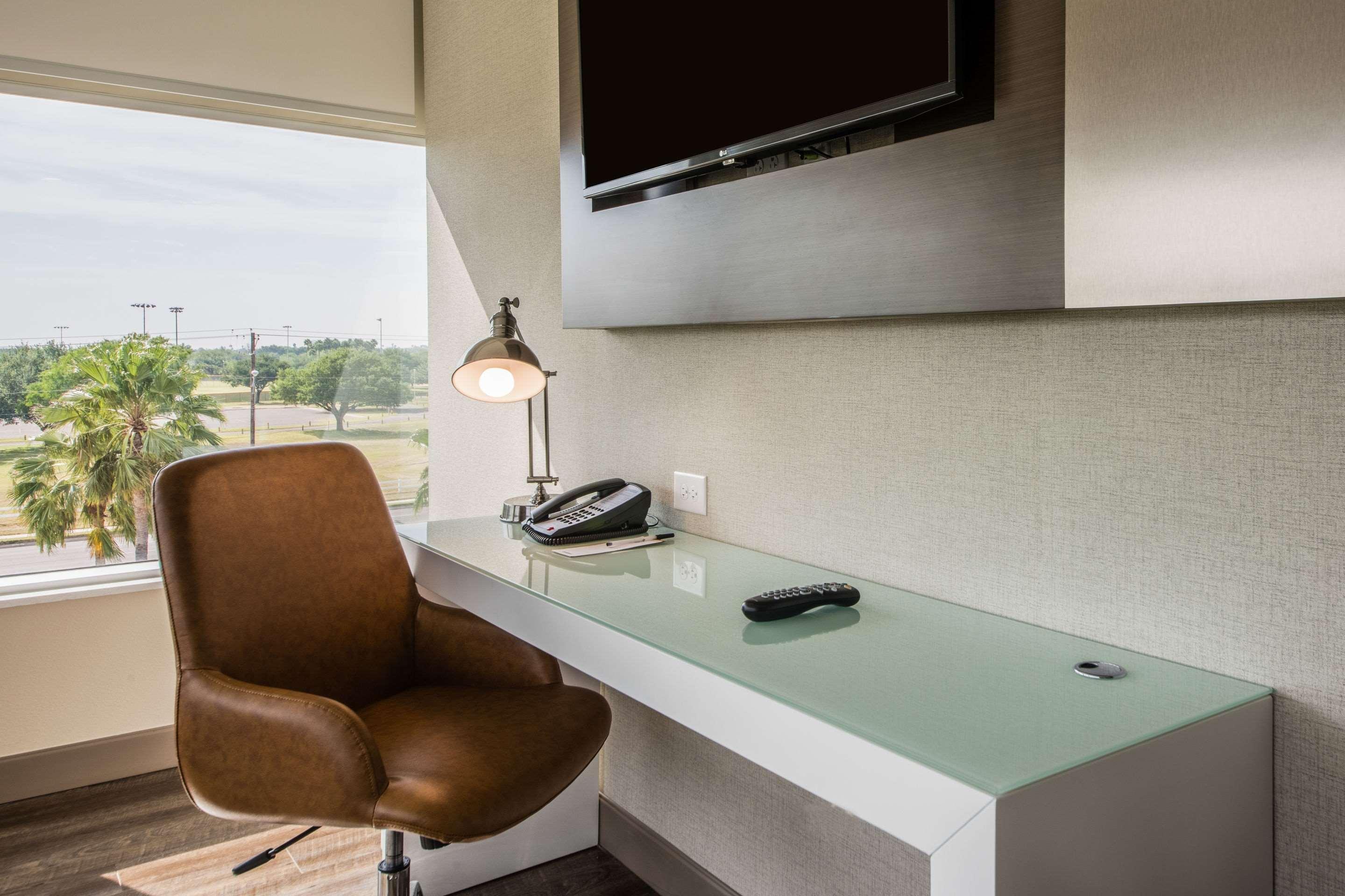 Cambria Hotel Mcallen Convention Center Εξωτερικό φωτογραφία